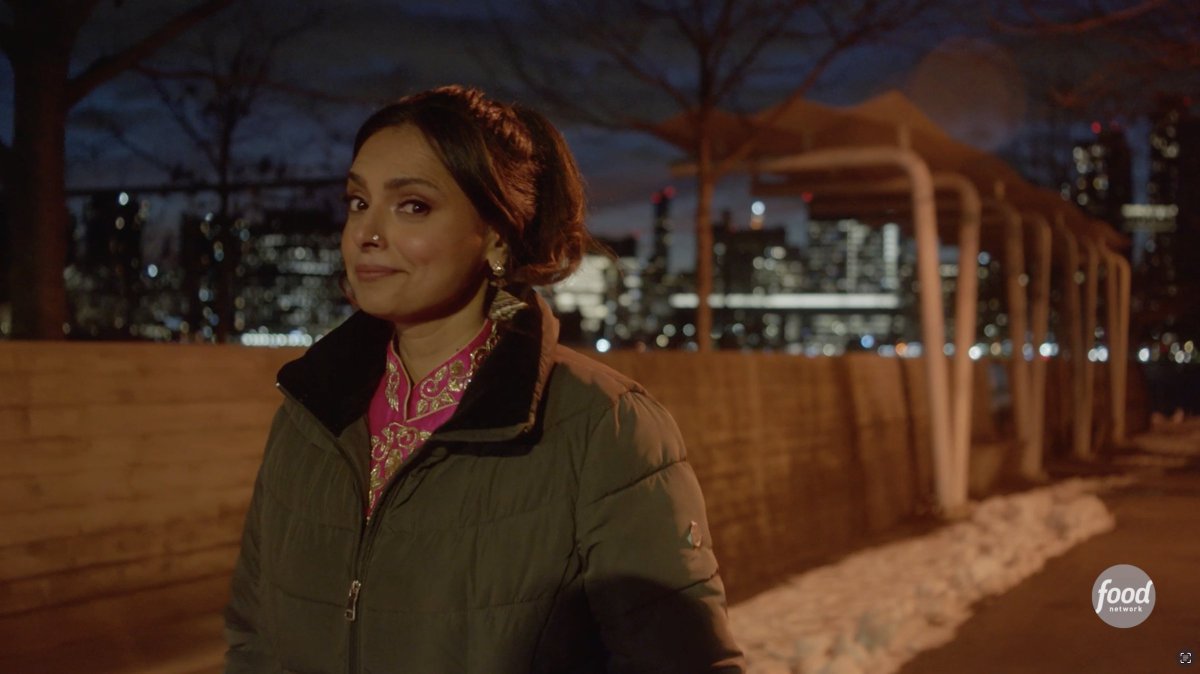 A competition legend arrives to #BobbysTripleThreat tonight 👑 Maneet Chauhan takes on the Titans – and rematches Brooke Williamson on #BobbysTripleThreat tonight at 8|7c.