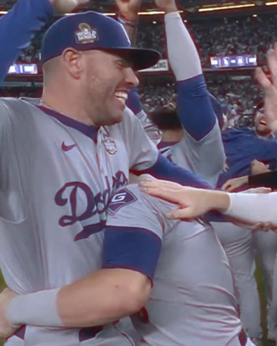 The quest for another championship begins tonight for the Los Angeles Dodgers ๐ฅ