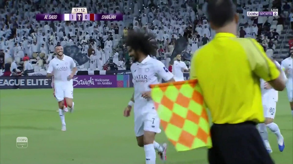 مثل ما قال المعلق حسن العيدروس هذا هو ساحر قطر 🎩✨ #السد #الشارقة #دوري_أبطال_آسيا_للنخبة