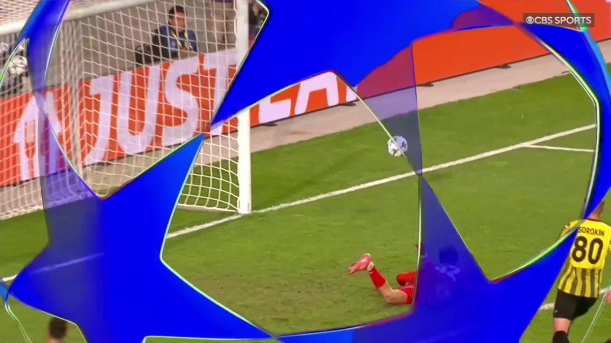 Kairat Almaty's third-string 18-year-old GK Sherhan Kalmurza with an impressive save on Kylian Mbappé's bending effort 🧤