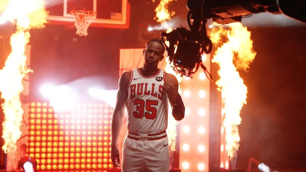 Go behind the scenes at Bulls Media Day 👀