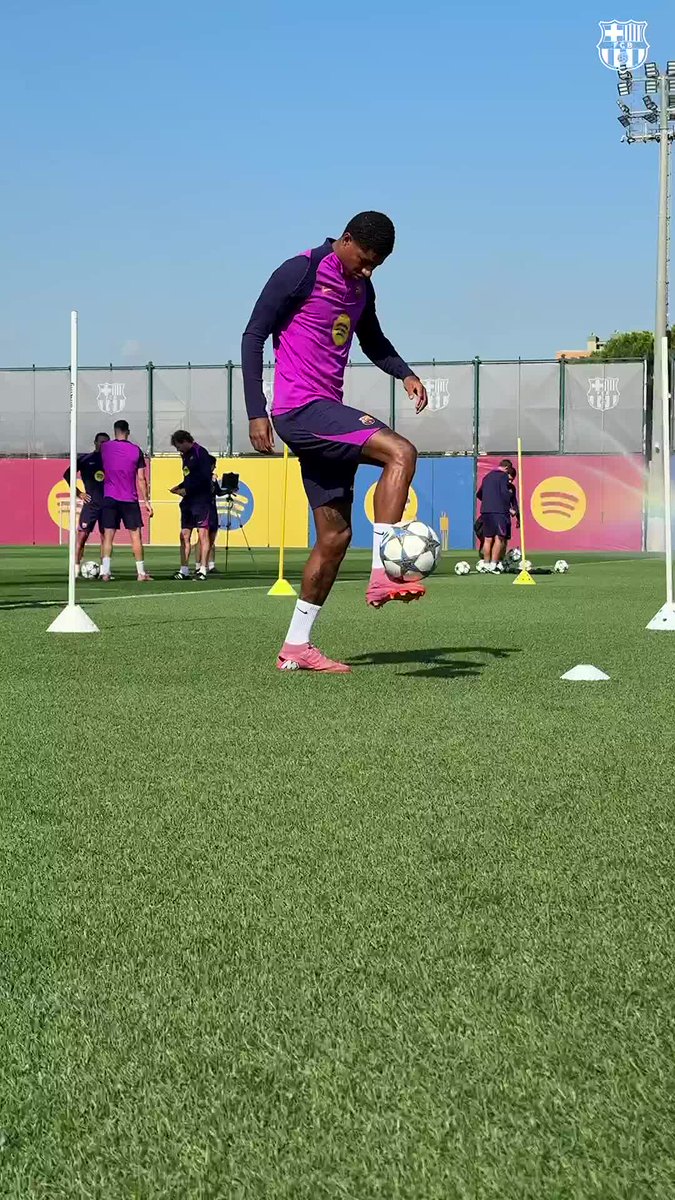 Le ballon est entre de bons pieds 🤹♂️