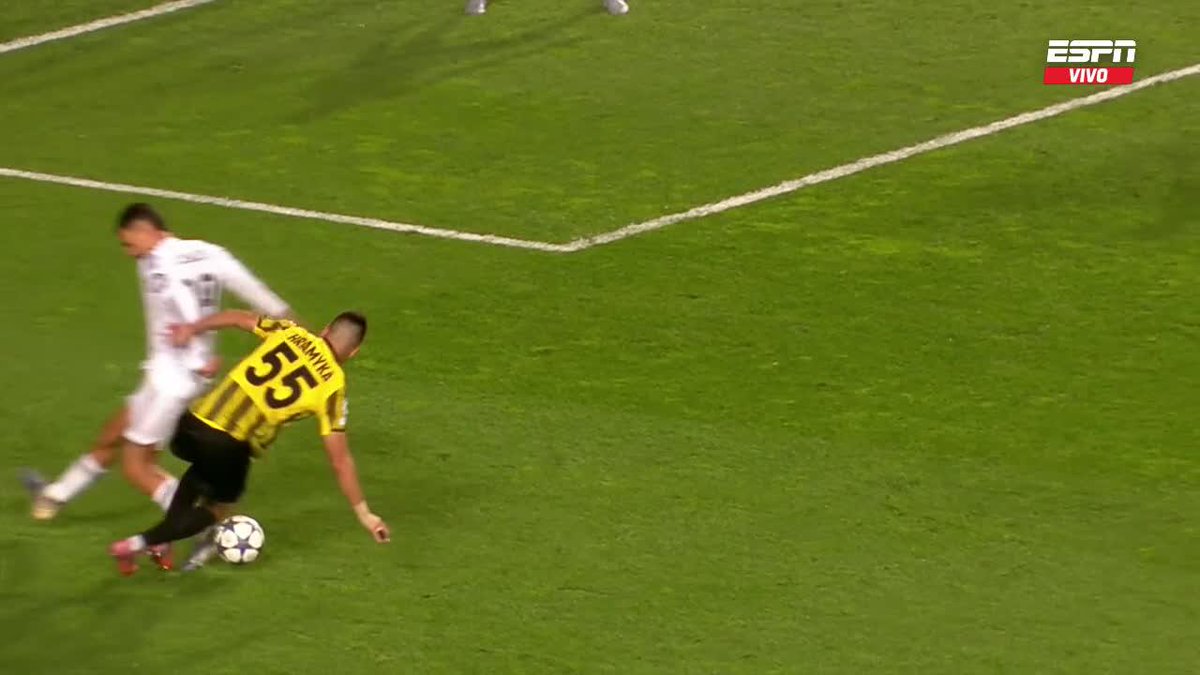 "ROBO" Por el penal que no le cobraron al Kairat Almaty en el partido ante el Real Madrid por la UEFA Champions League. Ahora le roban hasta un equipo de Kazajistán, son unos ladrones hijos de re mil putas.