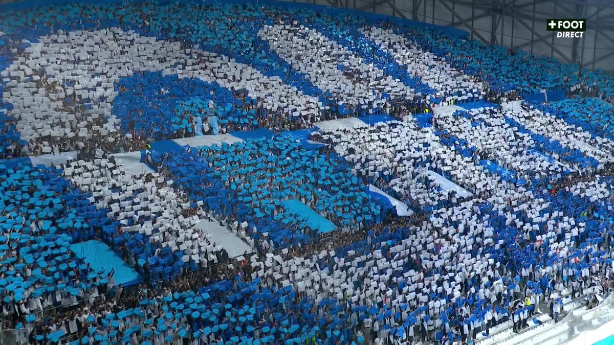 🤩 𝗠𝗔𝗚𝗡𝗜𝗙𝗜𝗤𝗨𝗘 : LE VÉLODROME BRILLE DE NOUVEAU EN CHAMPIONS LEAGUE !!! 💙🤍 LE TIFO DE FOU !!! 🎥 CANAL+ Foot