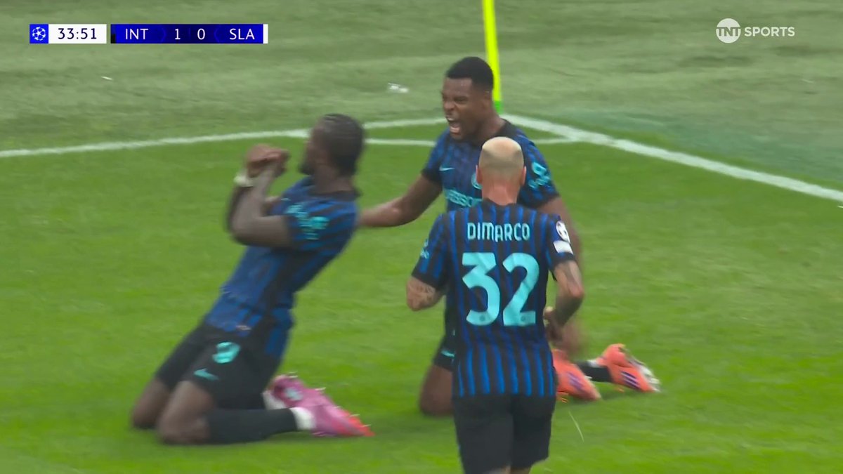 Clinical Inter double their lead against Slavia Praha 🤩 That was expert 💫 📺 TNT Sports &amp; discovery+ UK