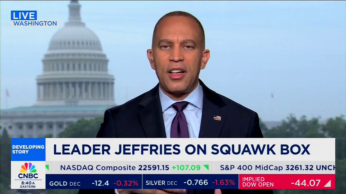 🚨BREAKING: CNBC just EXPOSED Democrats for pretending they can't stop the govt. shutdown. The shutdown would cause: - Our military going UNPAID. - Law enforcement going UNPAID. - Veterans face service delays. ...&amp; much worse! A Govt. shutdown would be the DEMOCRAT'S FAULT!