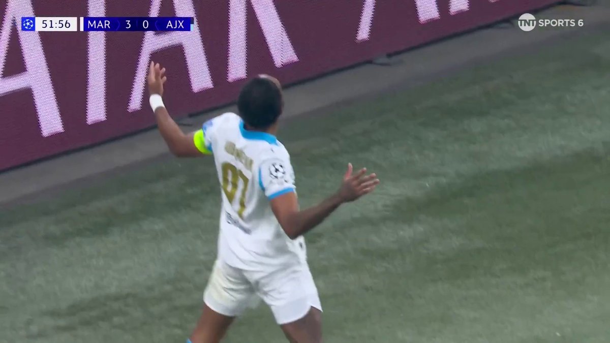 A sublime counter-attack from Marseille finished off by Aubameyang to make it 4-0 against Ajax 📺 TNT Sports &amp; @discoveryplusuk