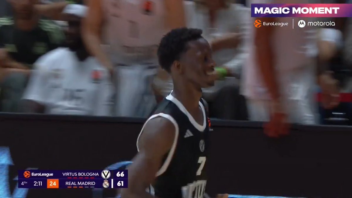 SALIOU NIANG, what a way to announce yourself! #MotorolaMagicMoment I motorola
