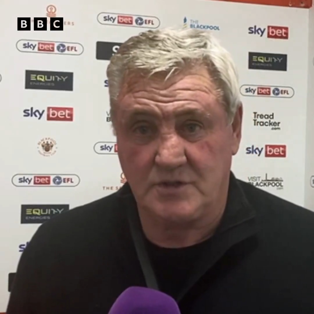 🟠 "When the referee [sees the Luton penalty decision], we'll get an email, and they'll say they're sorry. But in the context of the game, I know it's a horrible job, but it's a really, really poor decision." #Blackpool head coach Steve Bruce #utmp | #bbcfootball