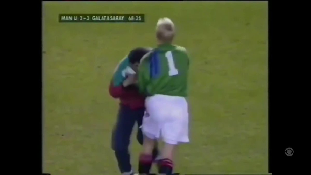The peacemaker Peter Schmeichel has come a long way 😂
