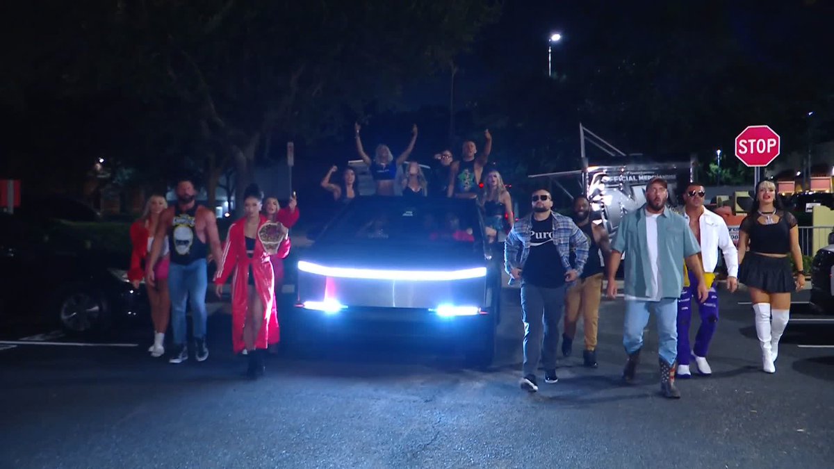 HERE. WE. GO. IT'S GOING DOWN IN THE PARKING LOT!!!