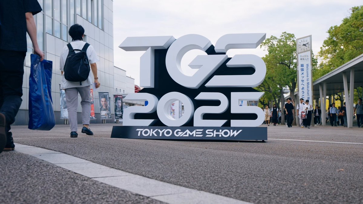 We had an incredible time at Tokyo Game Show 2025 with our amazing Razer community. 💚 From fans diving into Battlefield 6 and Borderlands 4 to creators and partners lighting up the floor with Razer gear, the energy was unreal. Thanks for being part of it, we’ll see you at the next one.