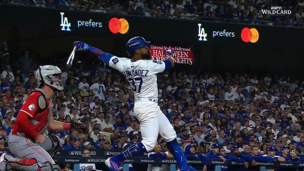 Teoscar Hernández's second career multi-homer #Postseason game 💪