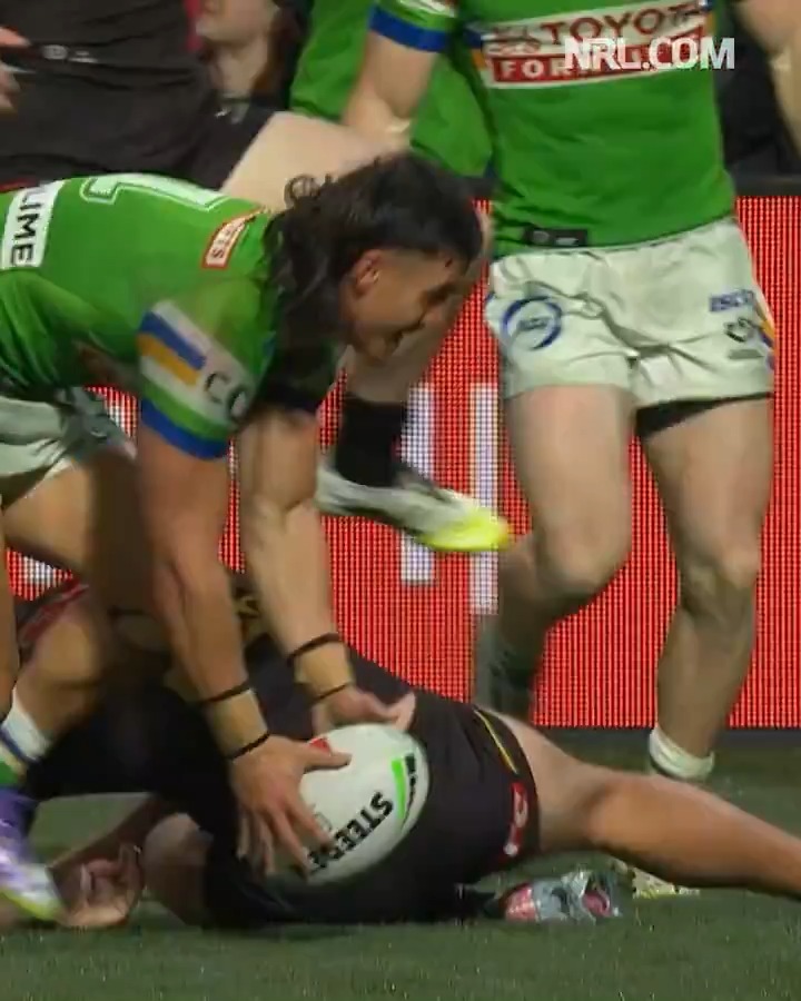 Our first award of the night! The Miracle of Mudgee has won the Peter Frilingos Memorial Award for the Headline Moment of the Year. #WeAreRaiders #DallyM