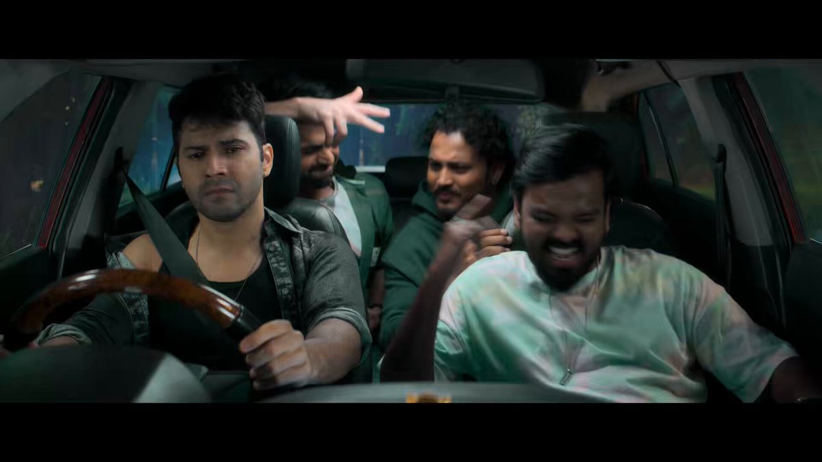 NO WAY!! 😂 They created that #ArijitSingh meme in the film with the OG influencers who created it 😂😂 It is so iconic that AS himself spoke about it in an interview 💯 #SunnySankariKiTulsiKumari #VarunDhawan
