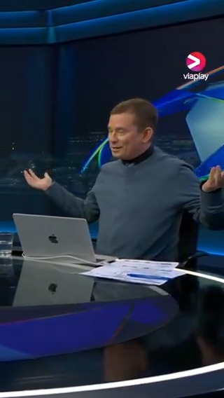 Slavia Prags tränare: Över 3000 olästa mejl 👀 Erik Niva: Håll min kaffe 😅