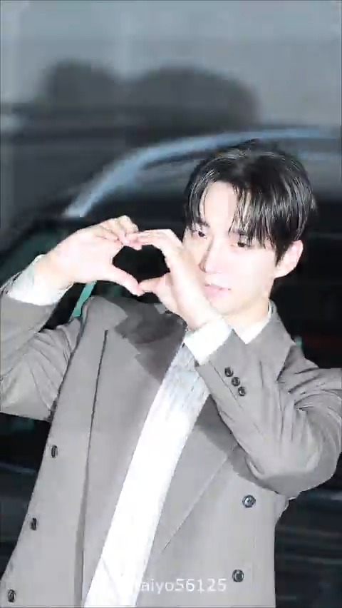 251001 태풍상사 제작발표회 퇴근길 URL → #tvN #Typhoonfamily #준호 #JUNHO #이준호 #LEEJUNHO