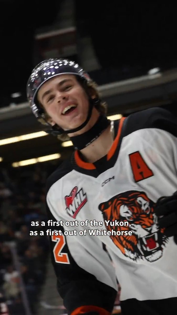 Who is Gavin McKenna? 🇨🇦🏒 The projected 1st-overall pick in next year’s NHL entry draft hails from Whitehorse, Yukon He’ll also be playing in the NCAA at Penn State Men’s Hockey for his draft year, a decision that could change the path top prospects take to the NHL 👀