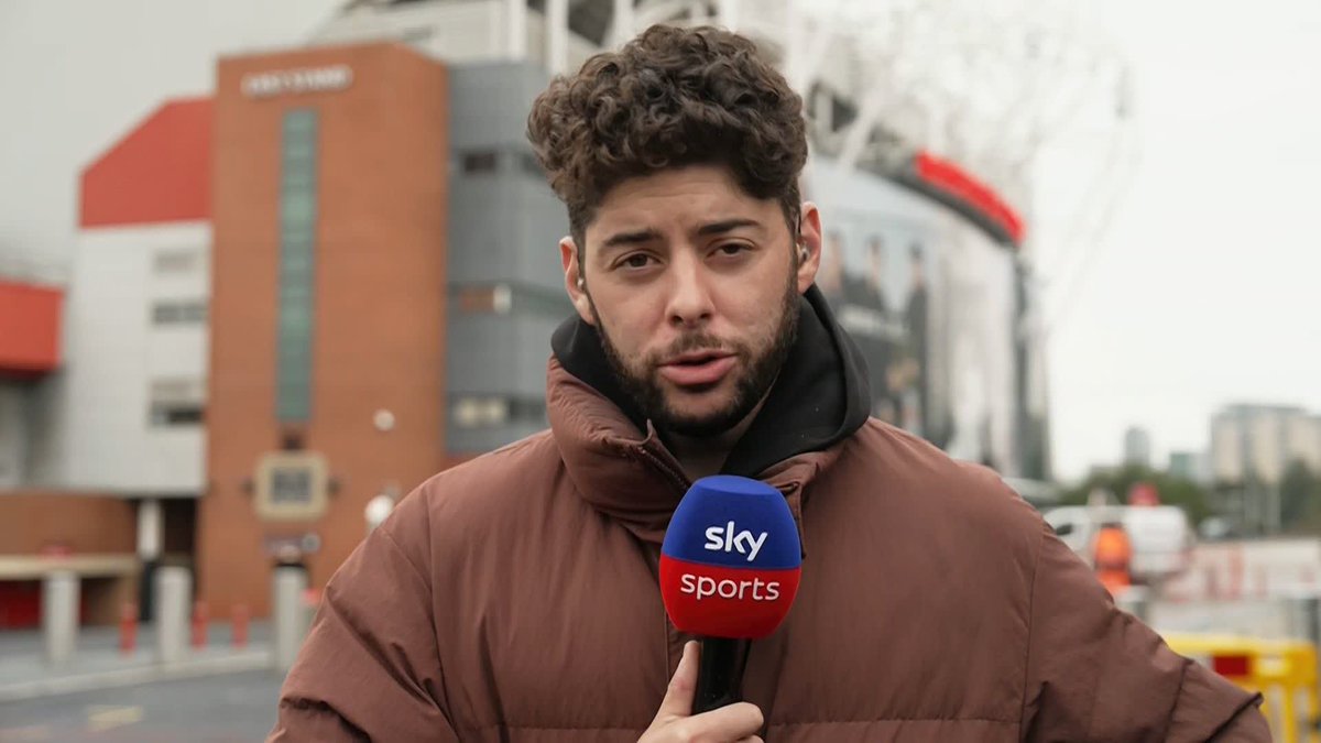 🗣️ "Malacia's attitude has been described as outstanding" Tyrell Malacia has been reintegrated into the Manchester United first team and has been seen training for the first time with the squad today 🔴