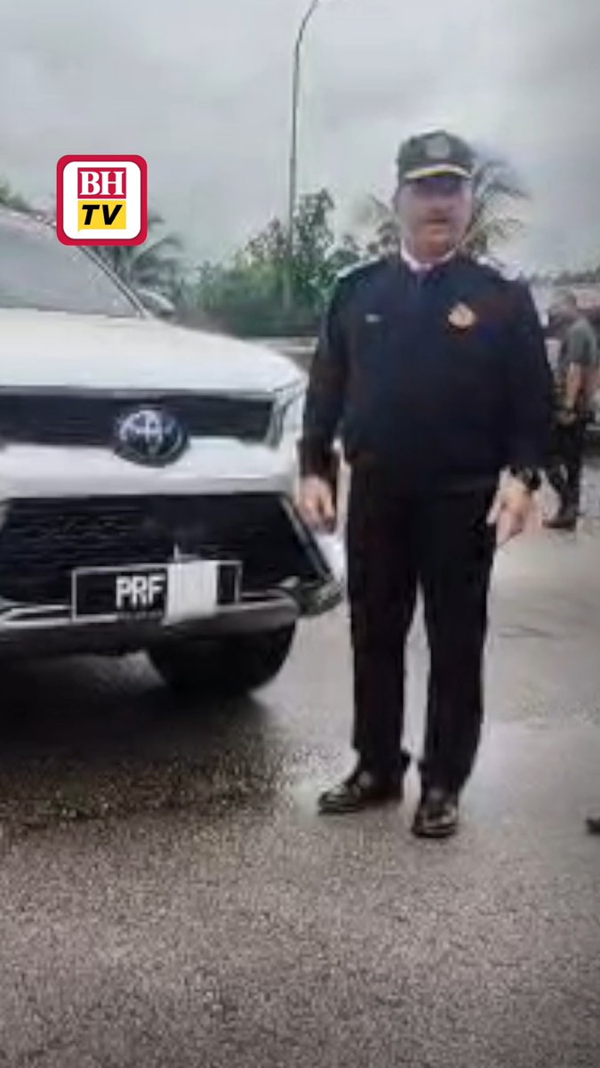 Seorang penceramah motivasi popular yang mempunyai ramai pengikut di media sosial ditahan selepas dikesan menggunakan nombor pendaftaran diubah suai bagi mengelak dikesan sistem Keselamatan Kesedaran Automatik (AWAS) Jabatan Pengangkutan Jalan (JPJ). Berita penuh: