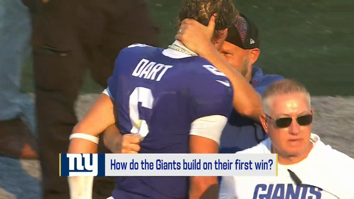 "They got a hell of a tag team." Seth Rollins sees the potential in the Dart-Skattebo duo on offense for the New York Giants.