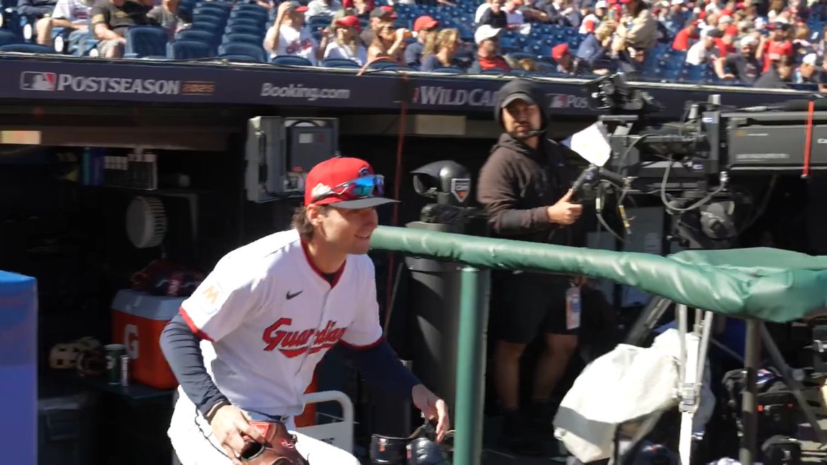 Chase DeLauter is set to make his Major League debut today - in the #Postseason! The No. 2 Cleveland Guardians prospect is batting 7th and playing CF 👀
