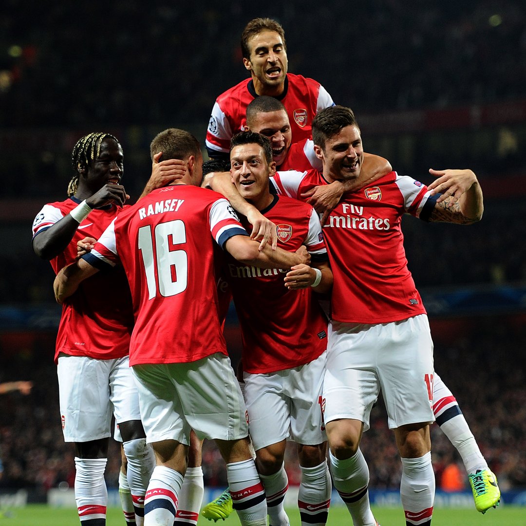 ⏪ On this day in 2013… Mesut Ozil scored his first Arsenal goal 🪄