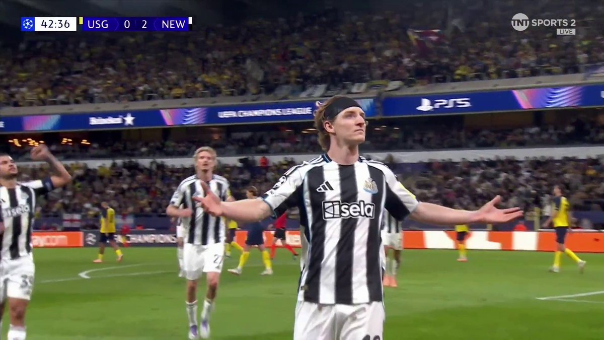 Anthony Gordon doubles Newcastle's lead from the spot 🔥 📺 TNT Sports &amp; discovery+ UK