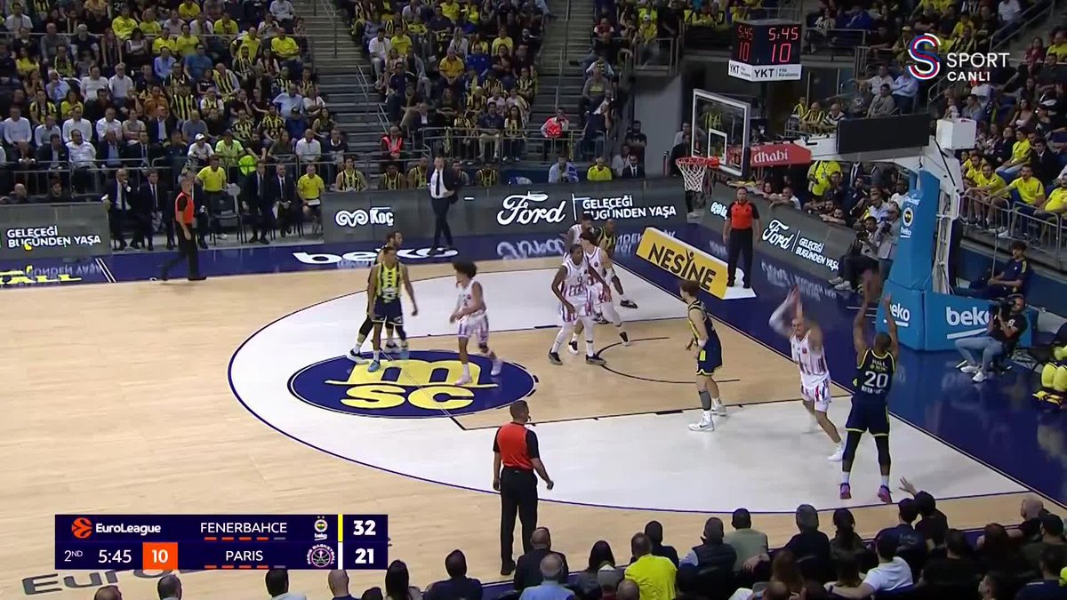 Paris'e mola aldırma sırası Devon Hall'da! 🤯