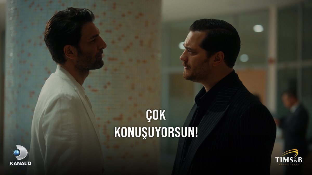 “Ben senin üstünü çizdim!” Eşref’ten Dinçer’e nazik uyarılar! 🙃 #EşrefRüya yeni bölümüyle #KanalD’de. @kanald @timsandb