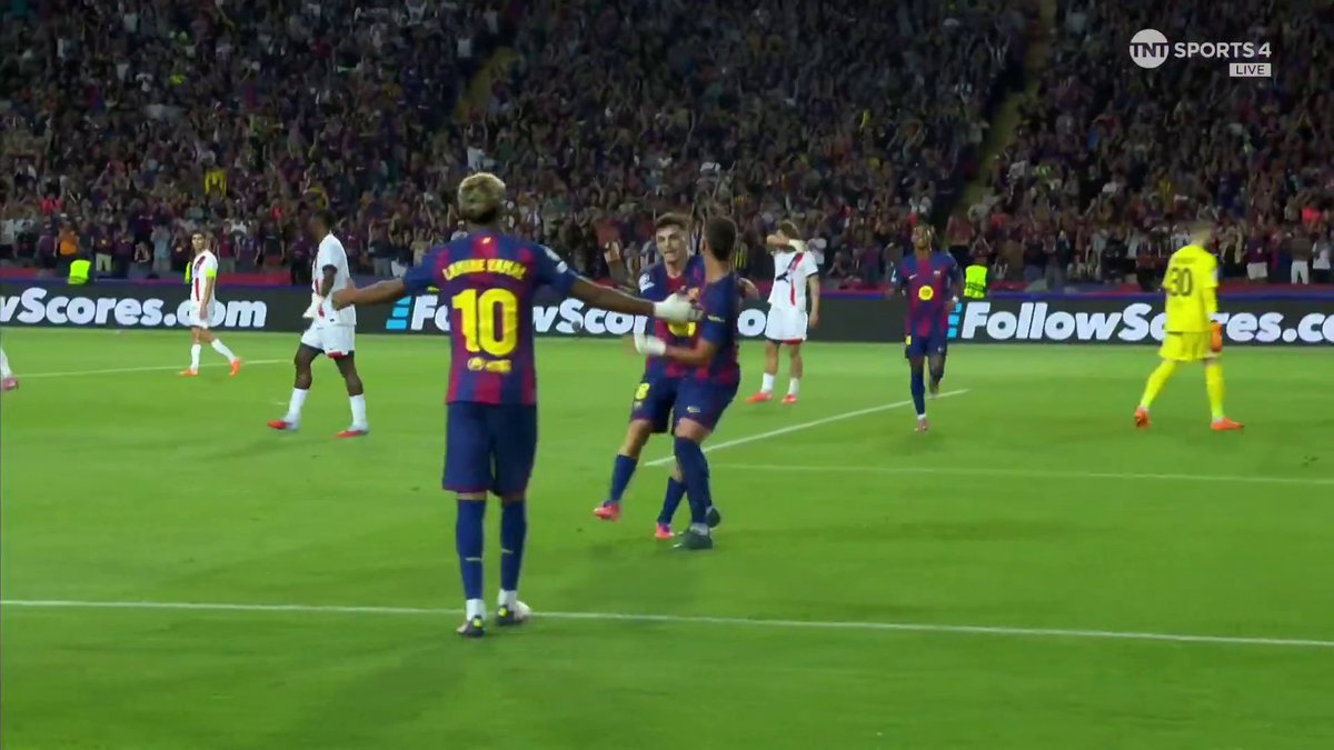 Marcus Rashford sets up Ferran Torres ⚡️ Barcelona strike first against Paris Saint-Germain 💥 📺 TNT Sports &amp; discovery+ UK