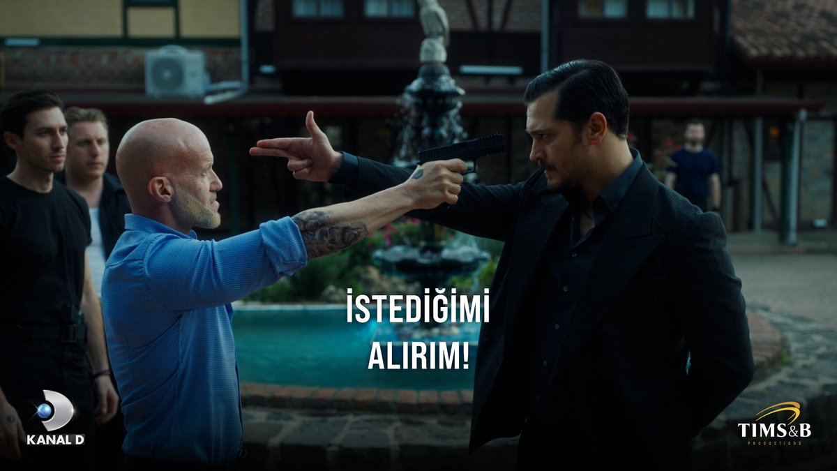 "Ya istediğimi alırım ya kellesini!" 🔥 #EşrefRüya yeni bölümüyle #KanalD’de. Kanal D @timsandb