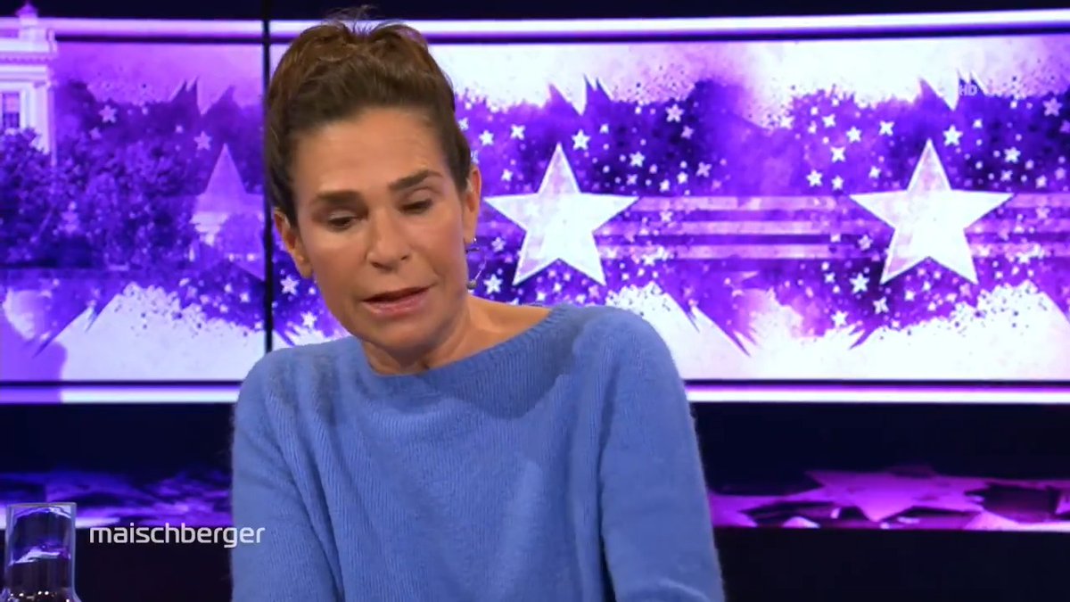 „Es ist die #AfD, die den #Kulturkampf zu ihrer Strategie erklärt hat“, sagt Dagmar Rosenfeld (@RosiDaggi, The Pioneer). Sie halte jedoch „unsere Parteienlandschaft für so vernünftig, sich auf diesen Kulturkampf nicht einzulassen“. #maischberger
