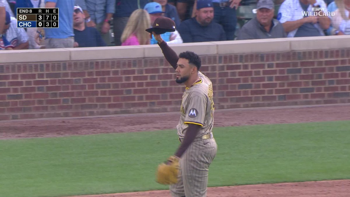 NANDO SNAGS IT TO SAVE A RUN 🔥 Watch all the MLB Wild Card games on ABC, ESPN and the ESPN App