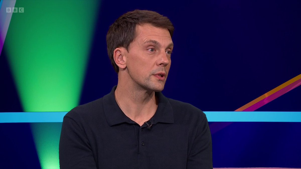 🗣️ "They're set up to compete on four fronts." Can Arsenal go all the way in the Champions League this season? 🤔