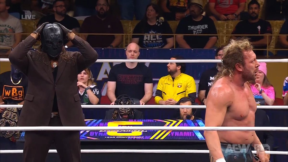 In one of the more shocking moments in #AEWDynamite history, Andrade El Idolo returns to AEW to attack Kenny Omega... and align with Don Callis? Our Sixth anniversary continues LIVE on TBS and HBO Max