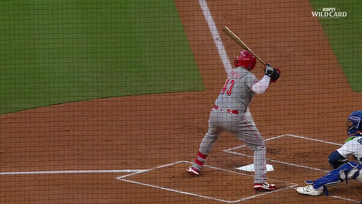 Sal Stewart gives the Reds a 2-run lead in the first‼️ Watch Reds-Dodgers on ESPN and the ESPN app ⚾️