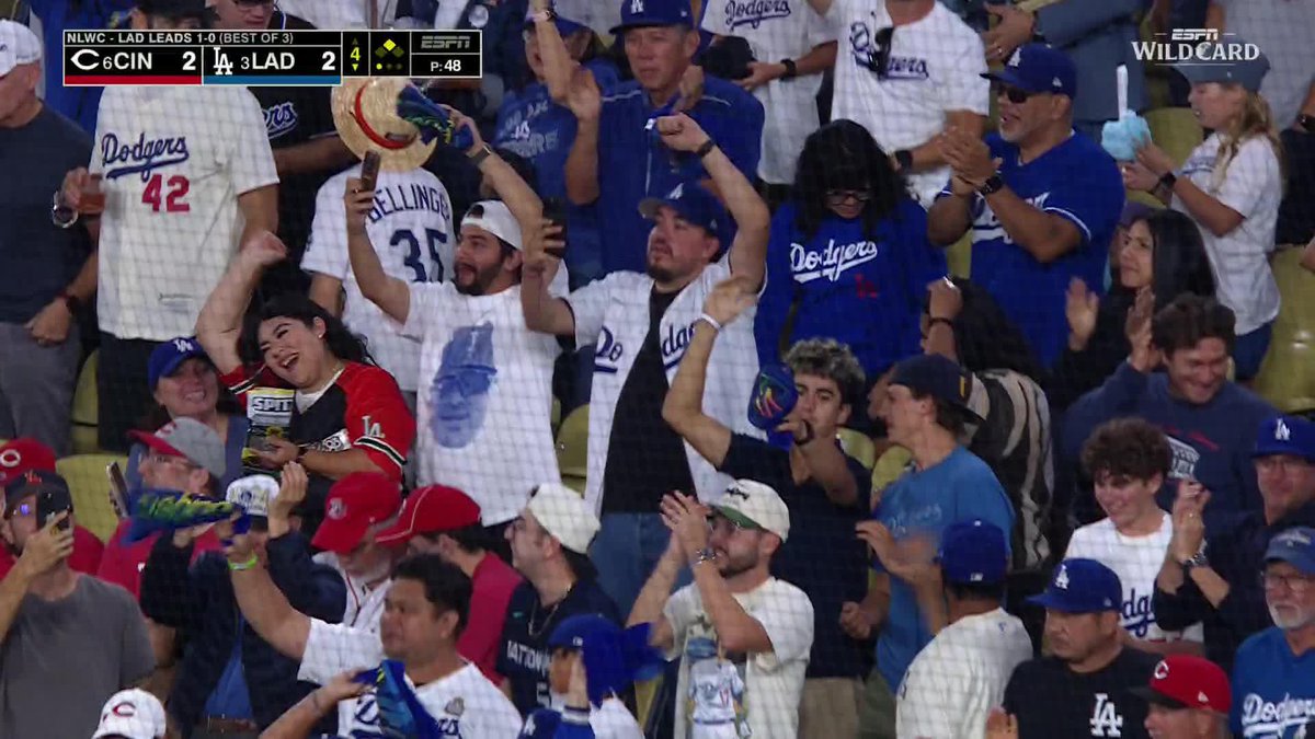 Kiké Hernández drives in Max Muncy and we’ve got a brand new ballgame 🍿 Watch Reds-Dodgers on ESPN and the ESPN App ⚾️