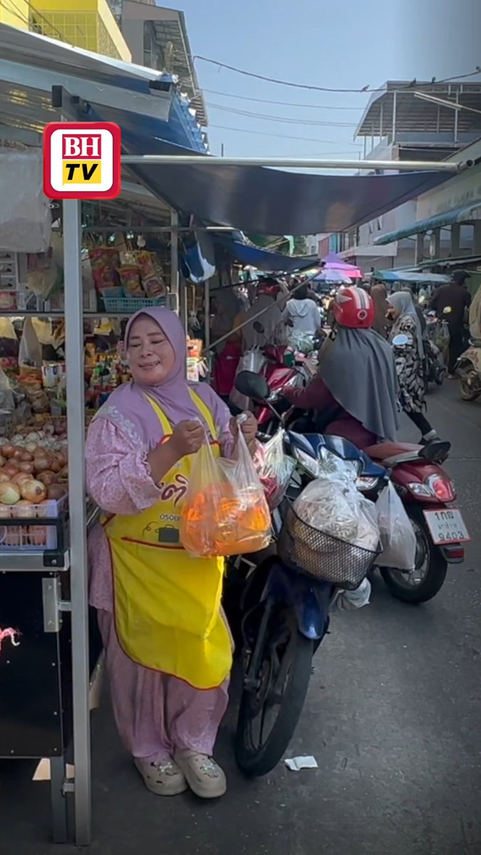 Bekalan minyak masak paket bersubsidi dan petrol RON95 di Selatan Thailand termasuk di pekan Sungai Golok tidak pernah terputus selain boleh diperoleh dengan jumlah yang banyak tanpa had. Berita penuh: