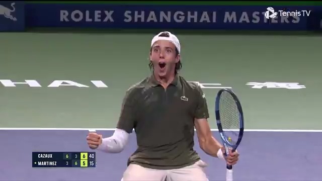 Allez 🇫🇷 Arthur Cazaux overcomes Martinez 6-3 3-6 7-5 in an epic three-hour battle to move into round two. Rolex Shanghai Masters | #RolexShanghaiMasters