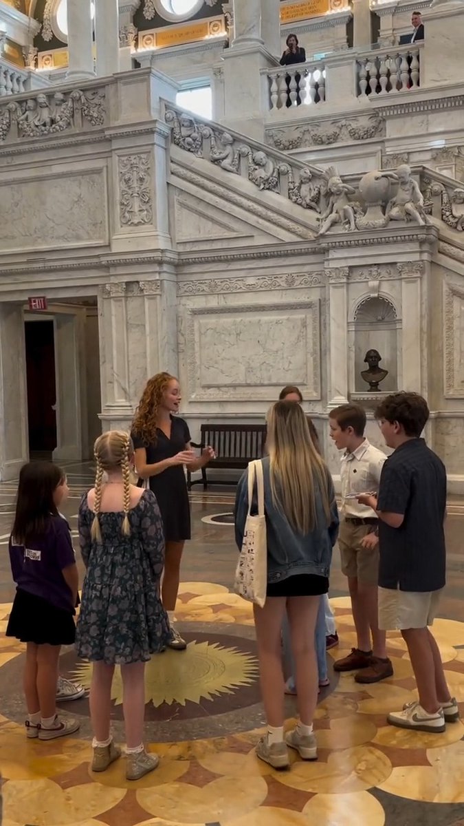 The cast of the North American production of 𝘛𝘩𝘦 𝘚𝘰𝘶𝘯𝘥 𝘰𝘧 𝘔𝘶𝘴𝘪𝘤 is making the most of their time in our nation's capital. You should, too. This incredible show closes SUNDAY at the Kennedy Center. See it while you can! Tickets:⤵️