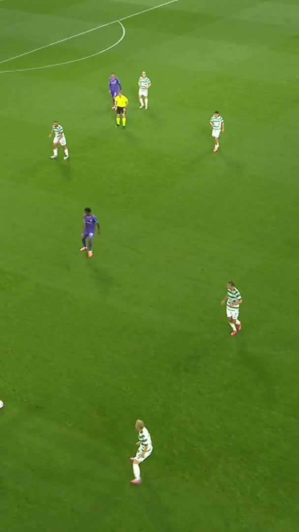 Ricardo Horta do meio da rua 😱 🤩 UEFA Europa League | Celtic Football Club 0 x 1 SC Braga #DAZNEuropa