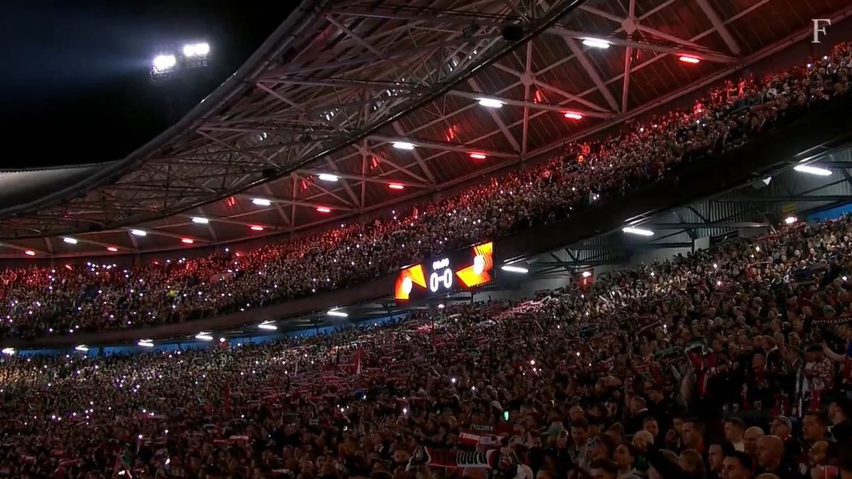 Mijn Feyenoord, Lee Towers live at De Kuip ❤️‍🔥 #feyavl • #UEL