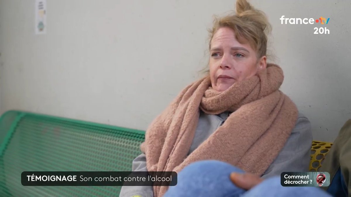 🥃❌ "Je buvais minimum trois bouteilles de vin par jour" Bouleversant témoignage de Sandrine, 48 ans, qui se bat depuis des mois contre l’alcoolisme. #JT20h