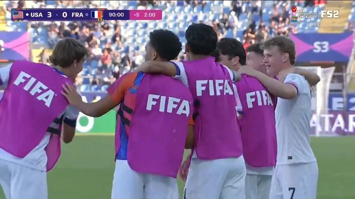 DO NOT ADJUST YOUR SET, THE US HAVE BEATEN FRANCE 3-0 AT THE U20 WORLD CUP 🇺🇸🇺🇸🇺🇸 WHAT A WIN 💥