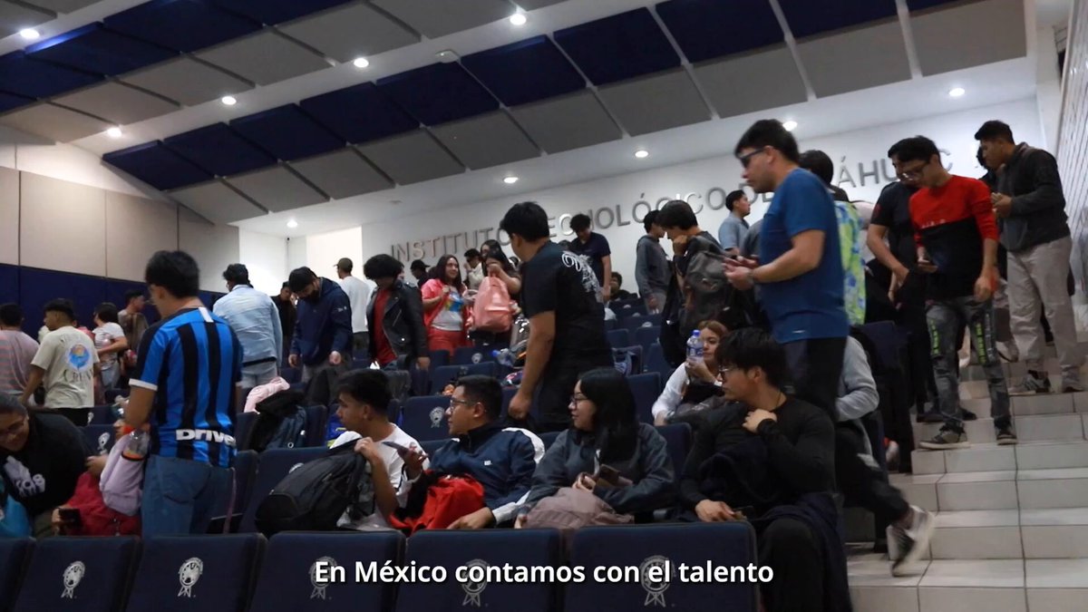 En la Fábrica de Software hemos integrado a jóvenes que egresan de universidades e institutos tecnológicos públicos del país para desarrollar sistemas, aplicaciones y programas que hagan más fácil los servicios y trámites del gobierno. Con el talento de cientos de ingenieras e ingenieros impulsamos la soberanía tecnológica de México🇲🇽