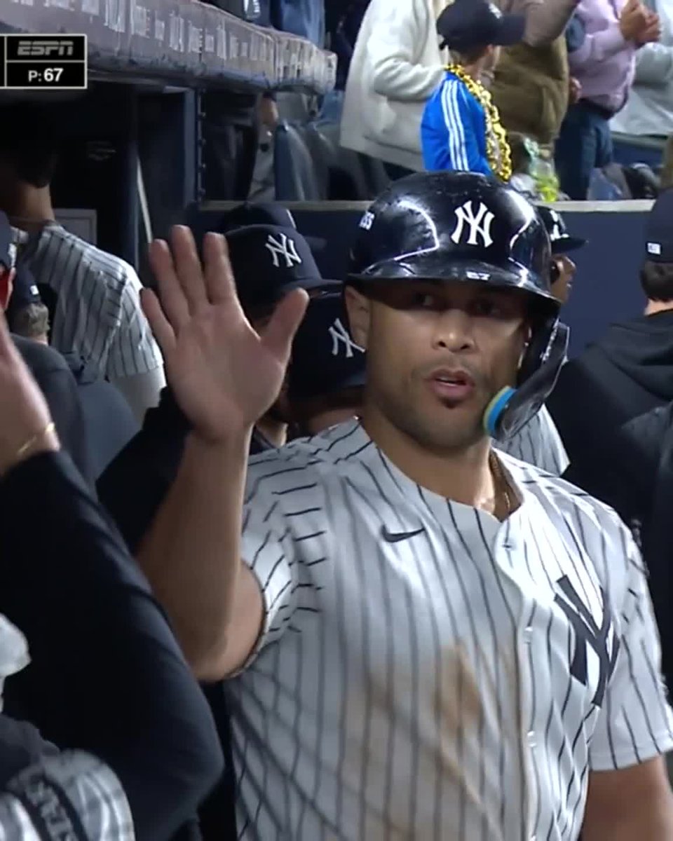 VOLPE COMES THROUGH ‼️ Yankees take a 2-0 lead!