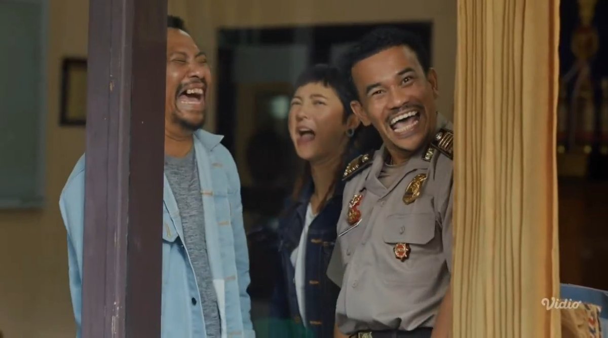 komedinya auk ah banget emang 😭
