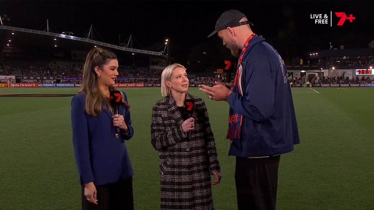 "It's probably the best thing I've ever seen at the MCG live." 🗣️ Max Gawn on Taylor Swift's Eras Tour | #AFLWDeesDons