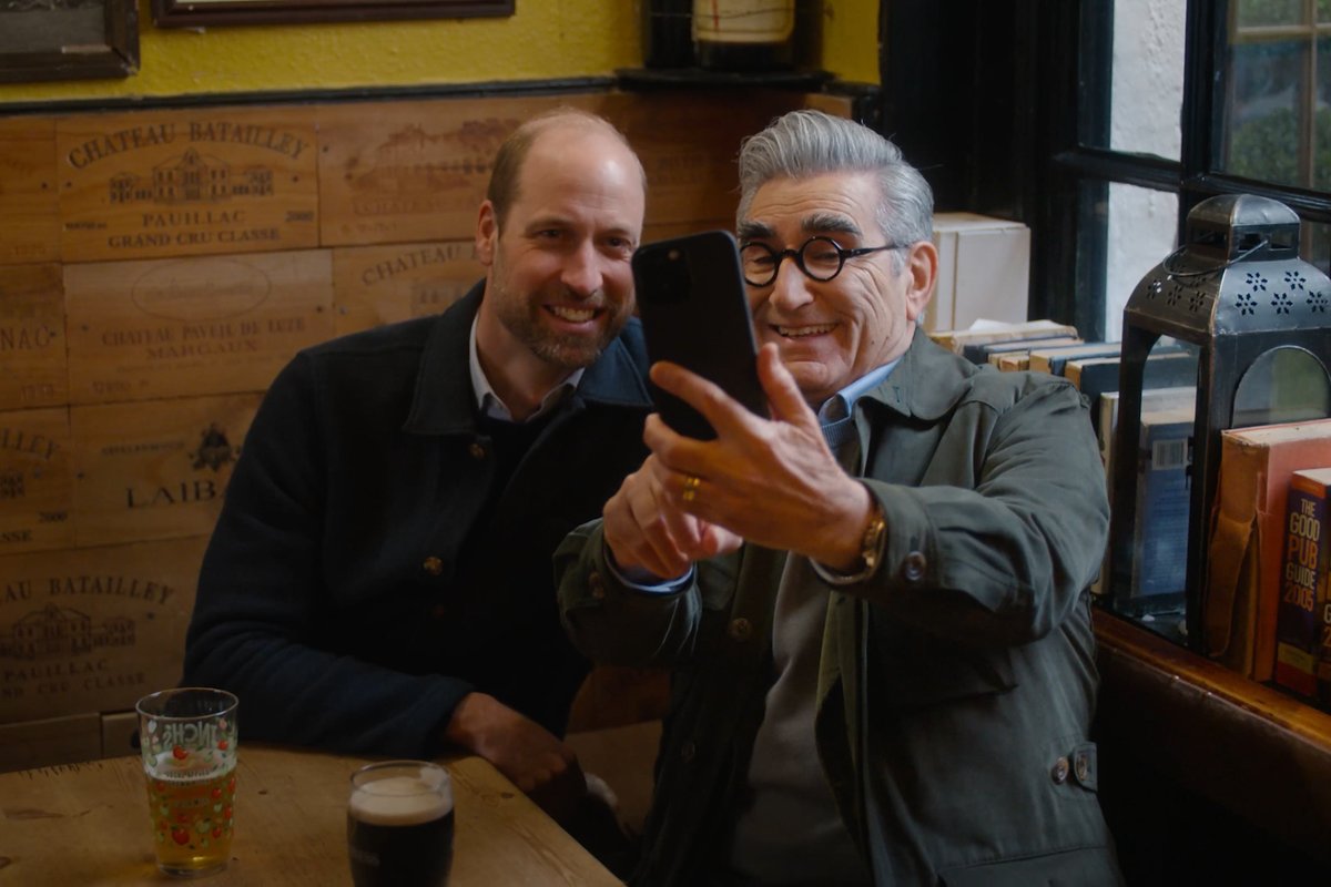 It’s not everyday that you get a selfie that also qualifies as a royal portrait. #TheReluctantTraveler Season 3 — Now Streaming